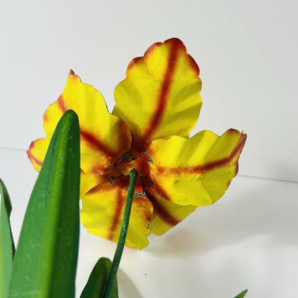 Vintage Daffodil Metal Candle Holder Flower Silvestri Metal Candlestick 12" - Picture 10 of 10